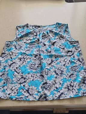 Jones New York Turquoise Floral Sleeveless Camisole